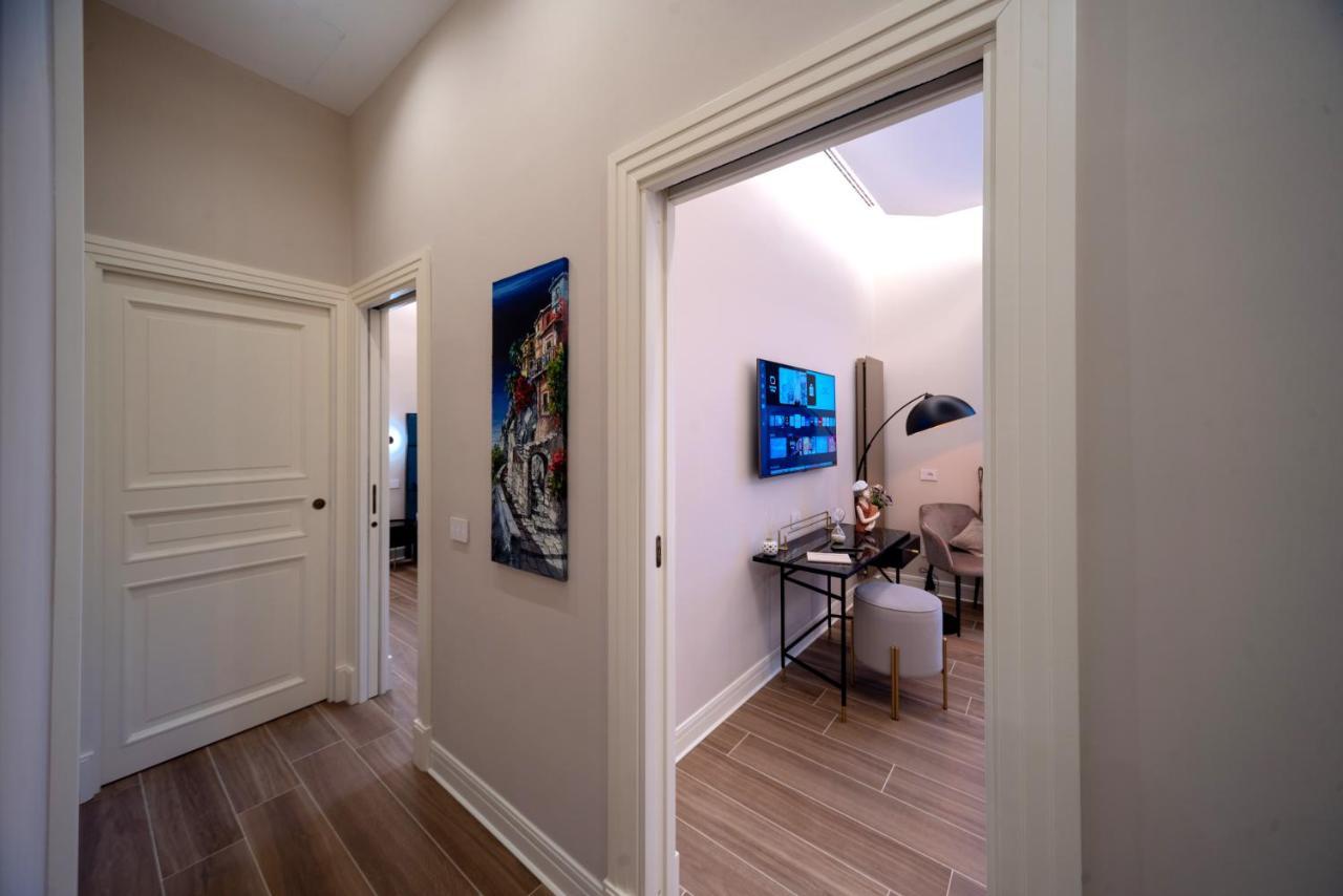 Domina-Boutique Apartment Naples Exterior photo